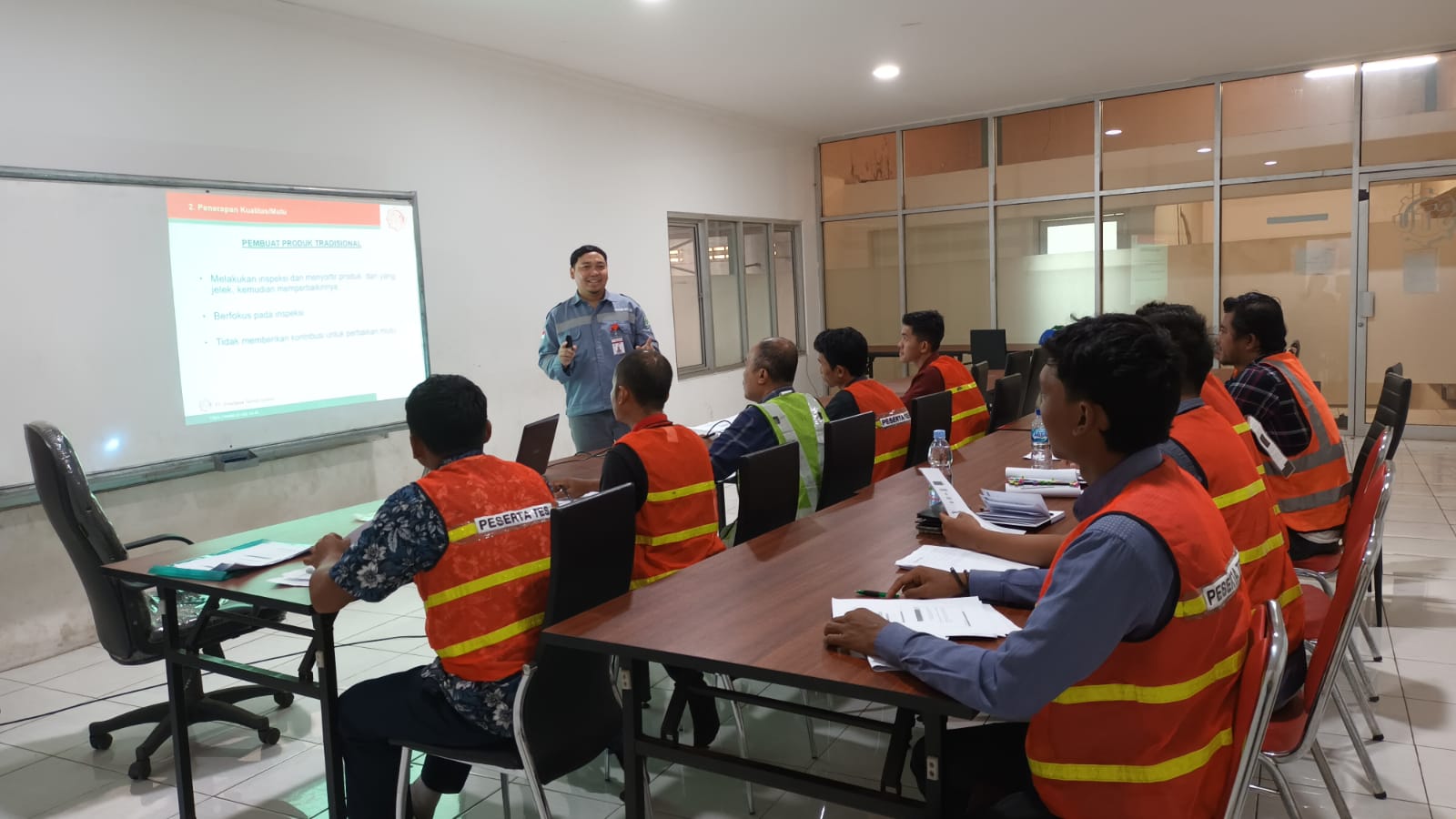 PROGRAM PERMAGANGAN 6 BULAN DI AKADEMI SRIWIJAYA